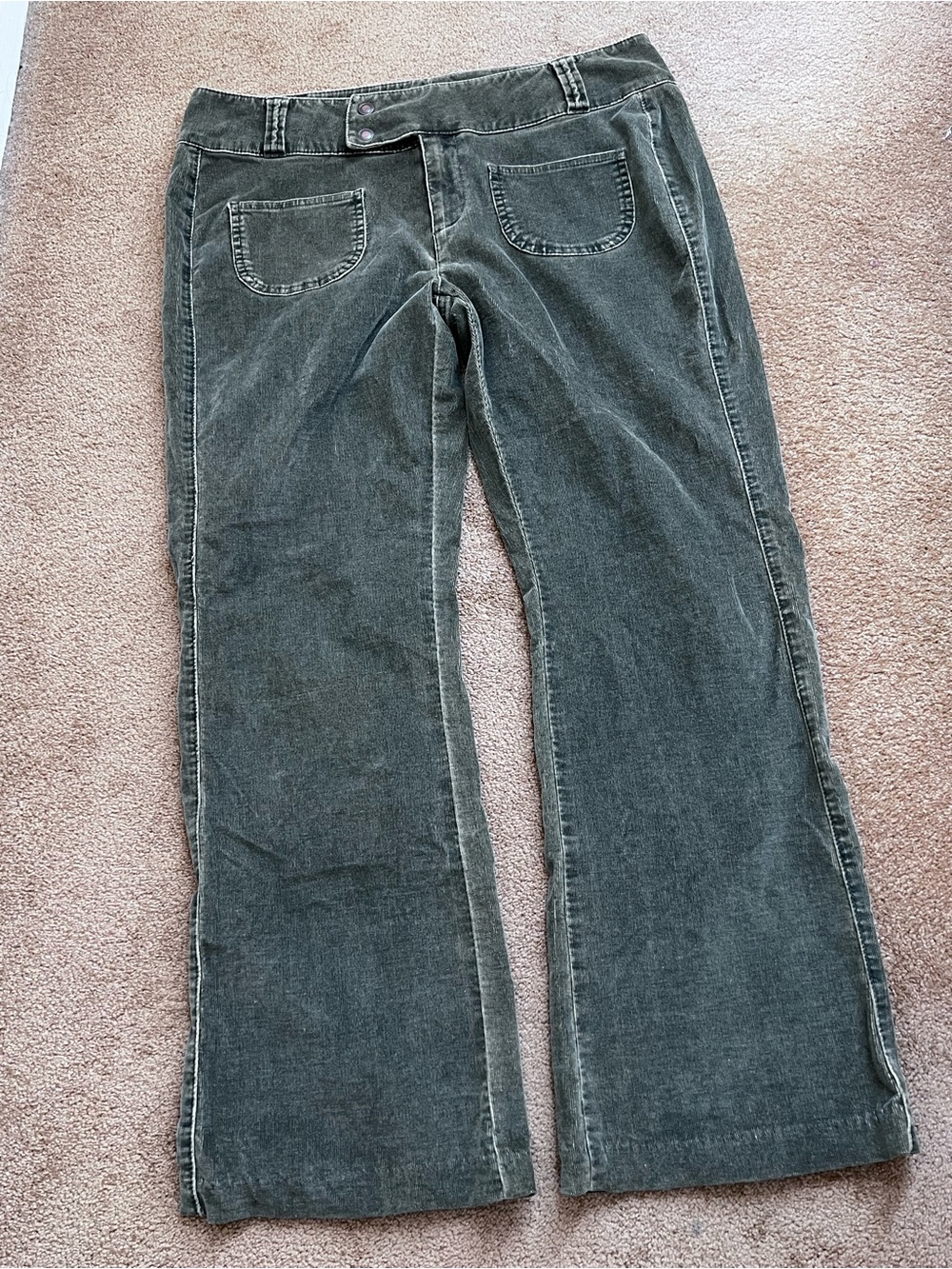 Lee One True Fit Olive Green/Gray Corduroy Flare Pants